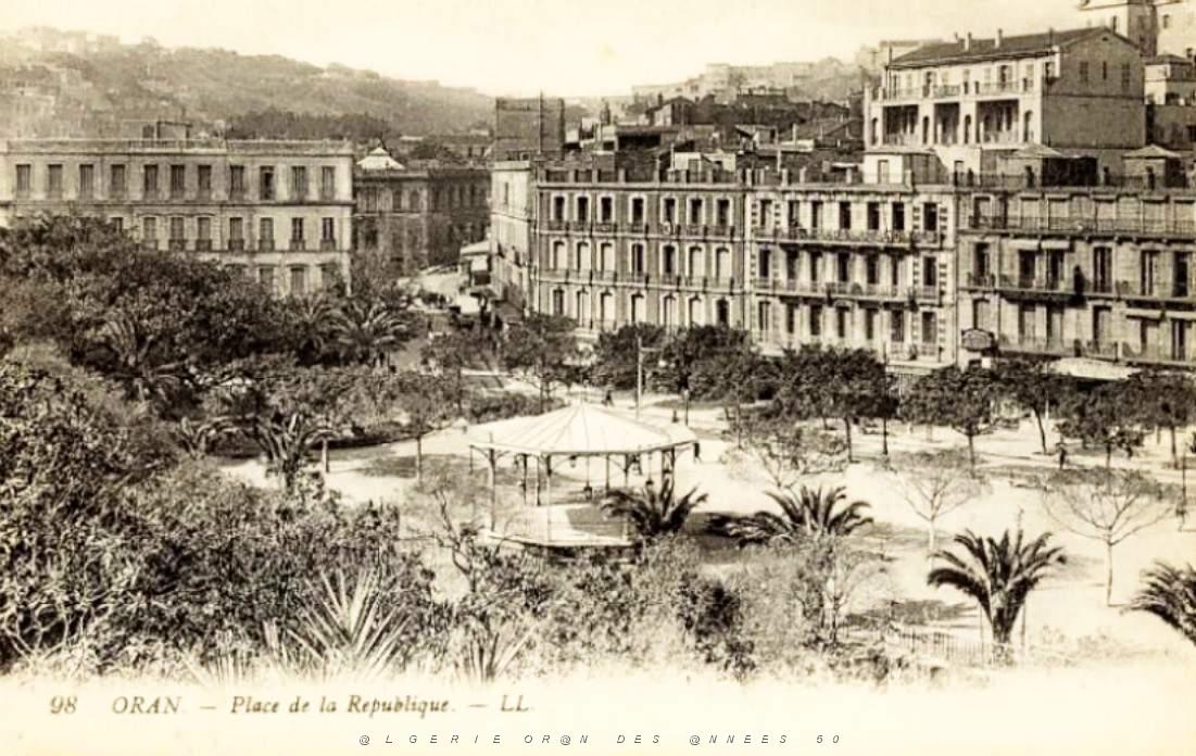 MH n- 07- Place de la republique.jpg
